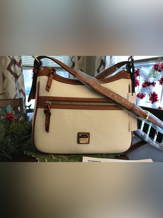 Dooney & Bourke Handbags - Dooney & Bourke White Presley Shoulder Bag